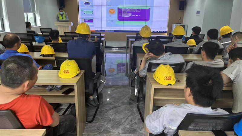 在了解研究生培训协议班口碑时，家长们可以从以下几个方面进行参考：