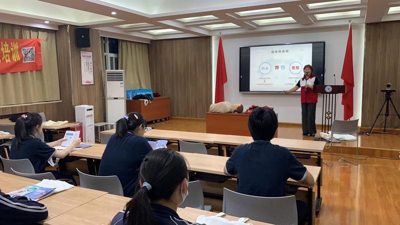 揭秘成人职业教育推广流程：从需求分析到成果转化